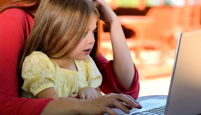 Η χρήση του διαδικτύου από τα παιδιά και ο ρόλος των γονέων