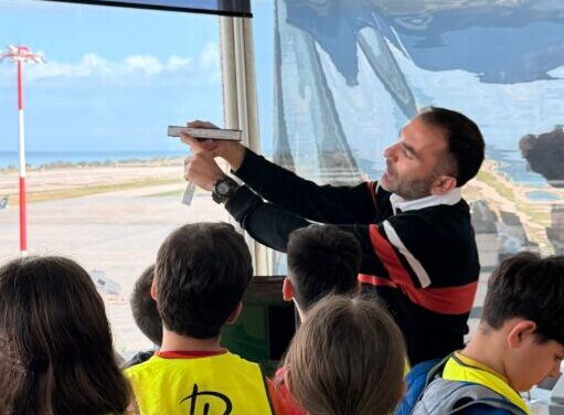 Μια «πτήση γνώσης» στον Πύργο Ελέγχου του Αεροδρομίου μας